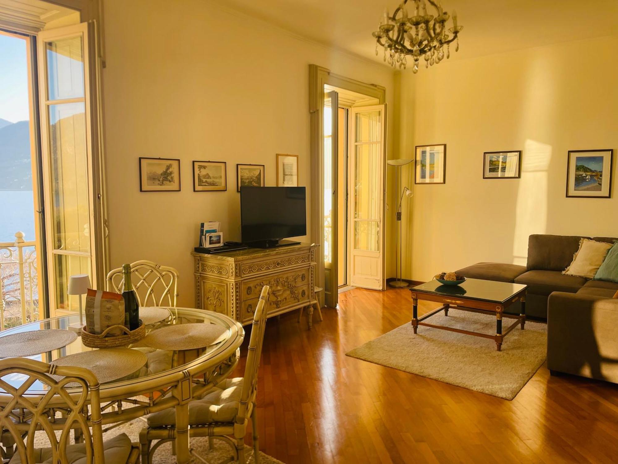 Residenza Victoria Apartment Менаджо Екстериор снимка